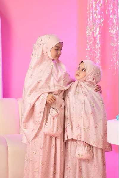 Telekung Travel Lunara Dotter Marigold Peach 